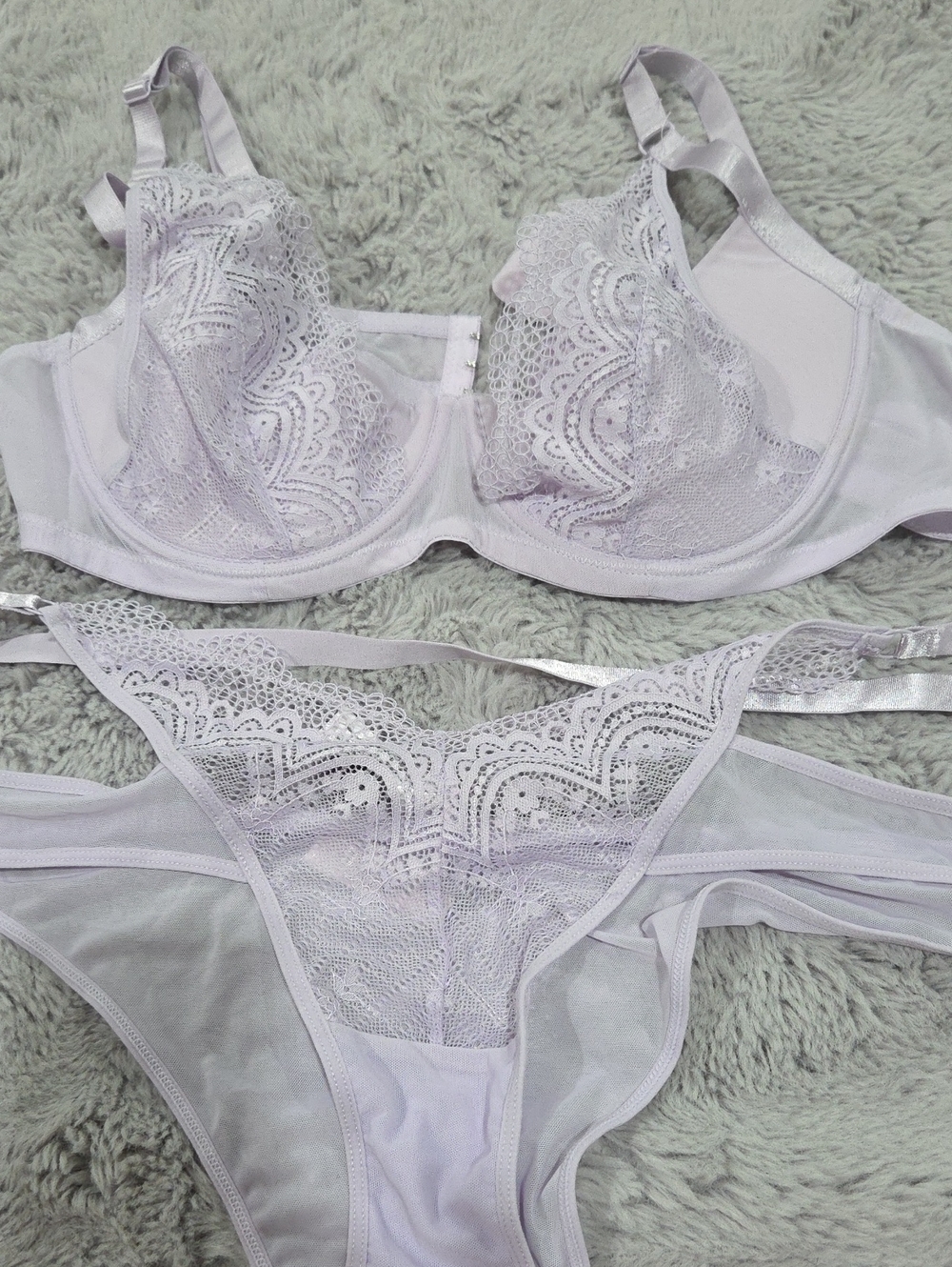 Adore Me Lace Underwire Bra 42D & Panty 1X Set - Light Lavender Read Description